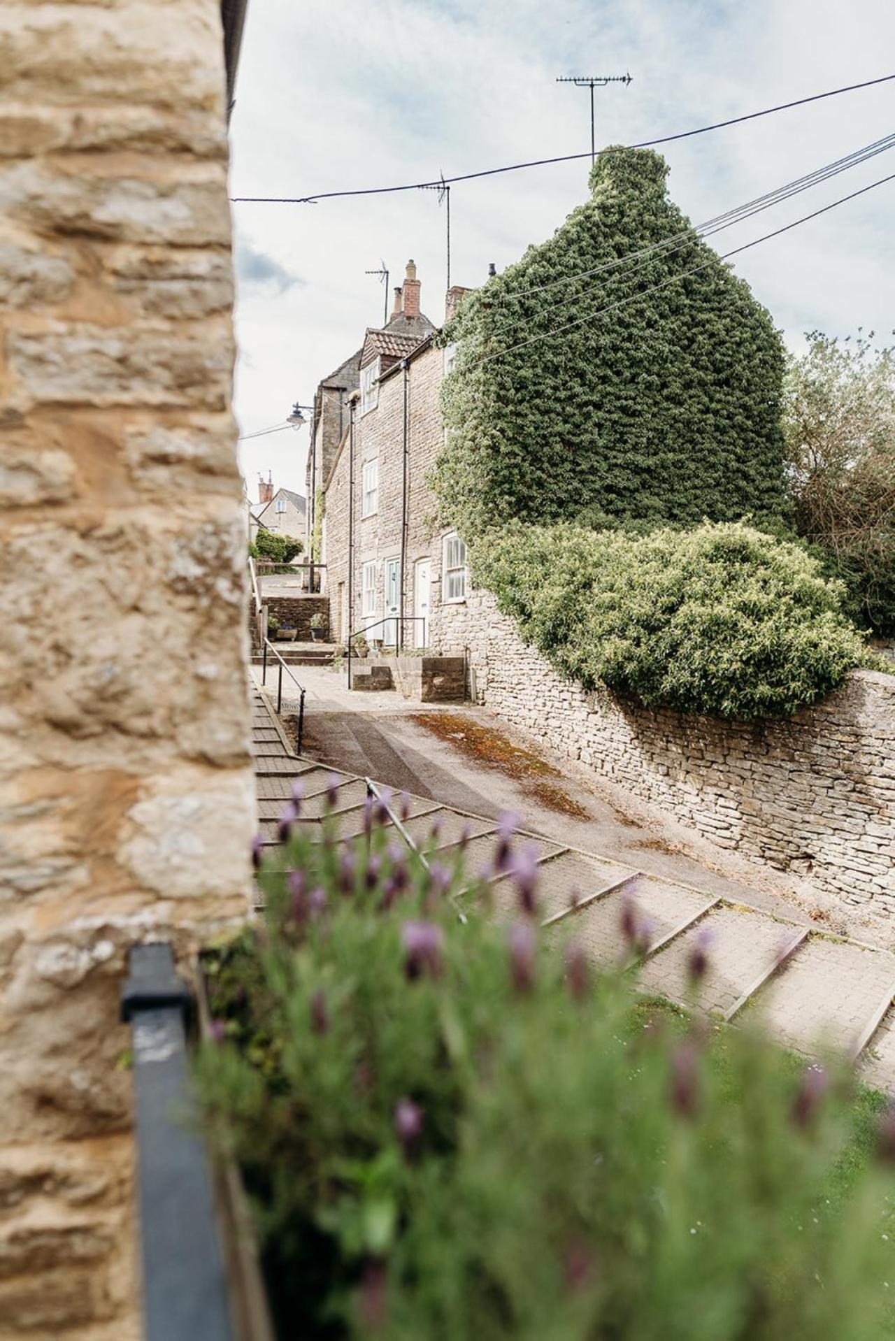 Stunning 2Bd In The Heart Of Malmesbury! Villa Exterior photo