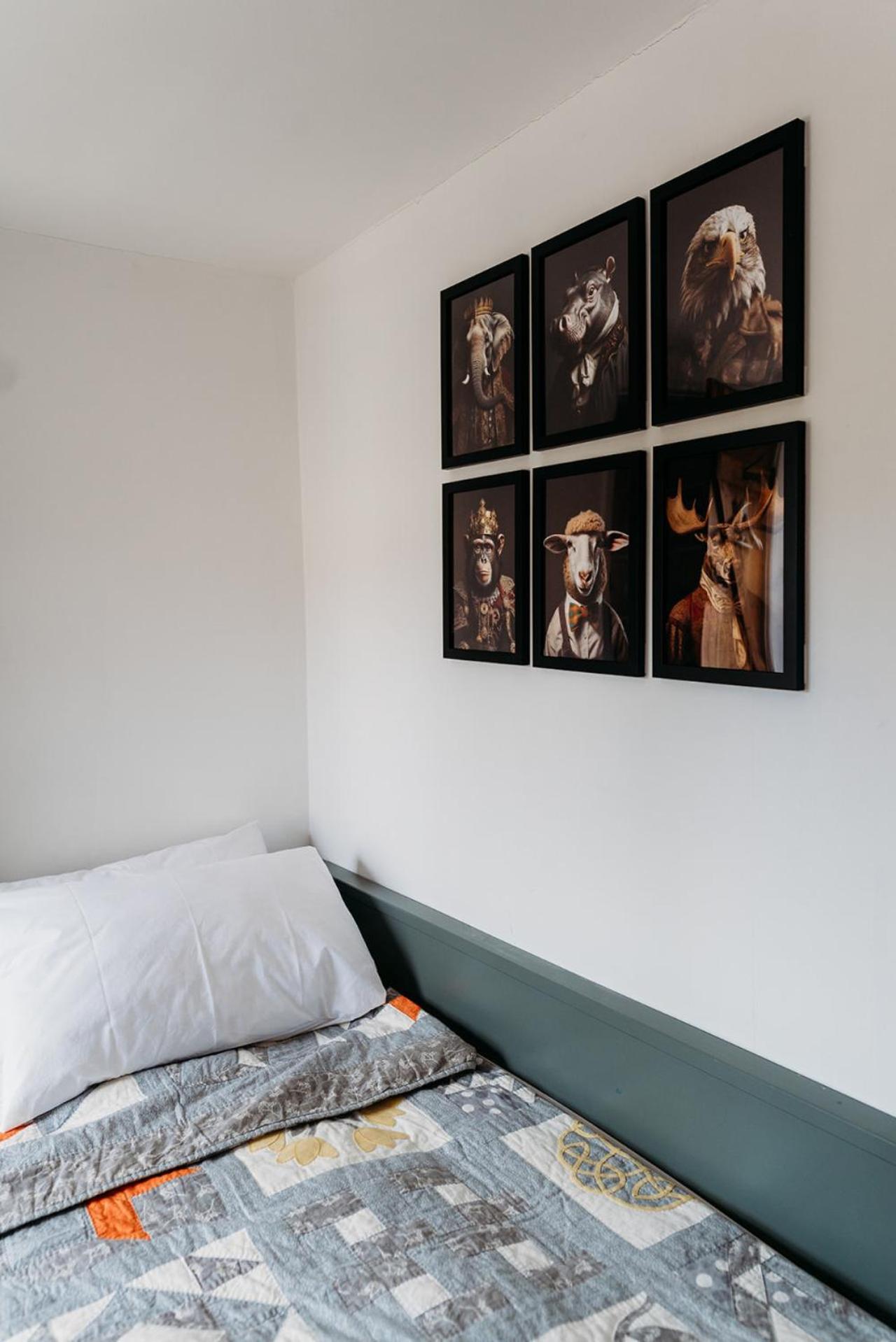 Stunning 2Bd In The Heart Of Malmesbury! Villa Exterior photo